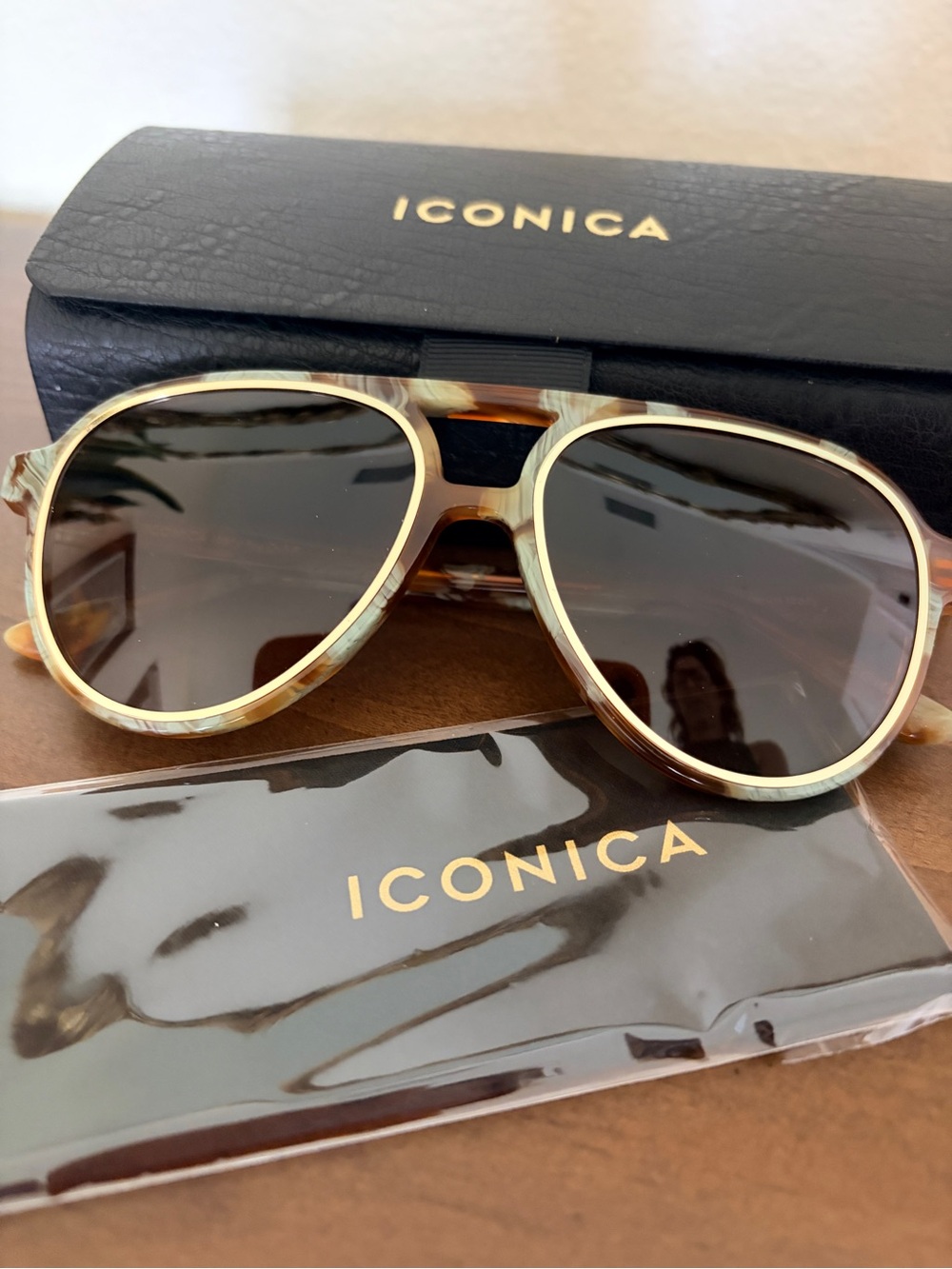 Diff Eyeware Iconica Pia sunglasses, green and brown tortoise w/gold, one size